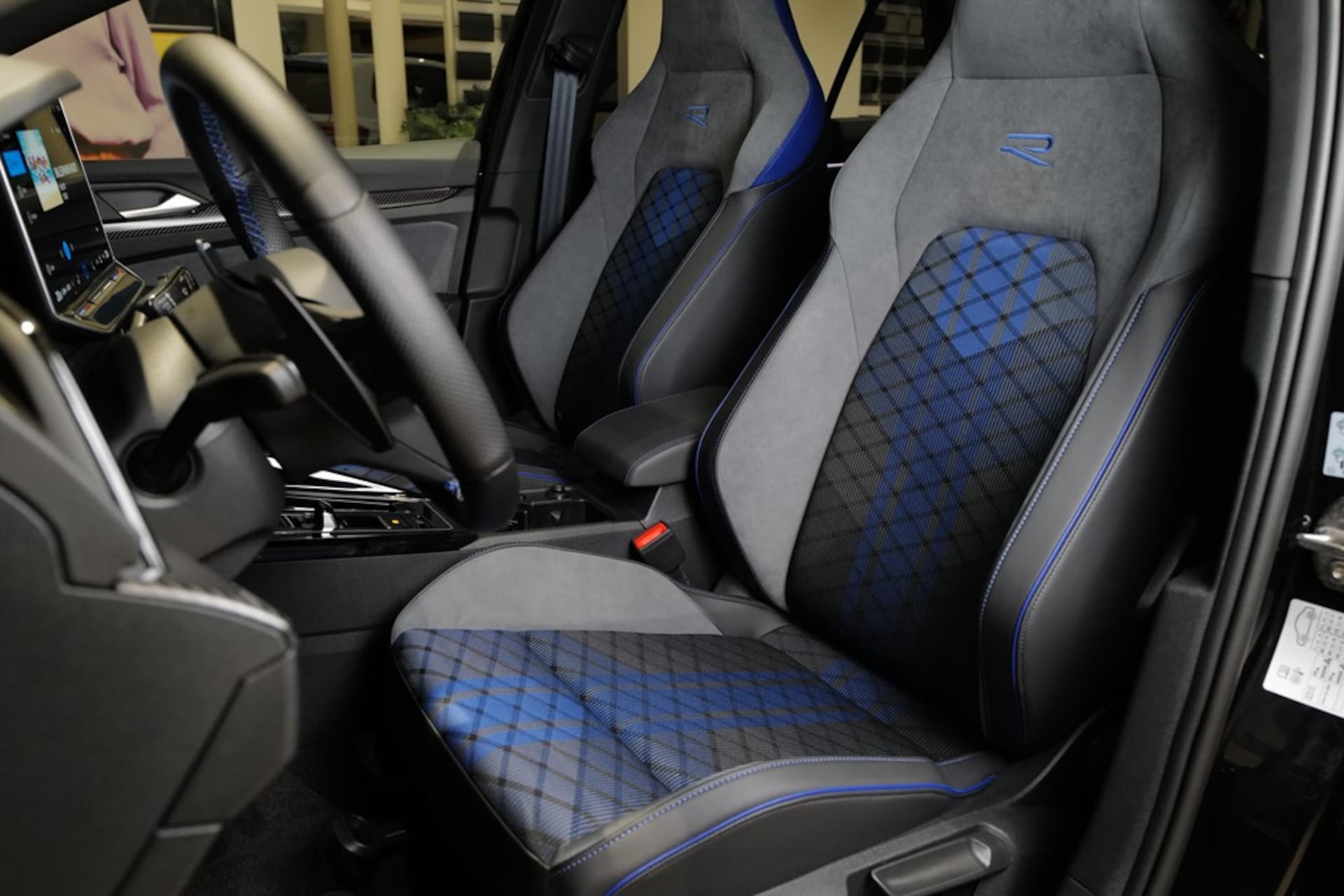 Volkswagen Golf R