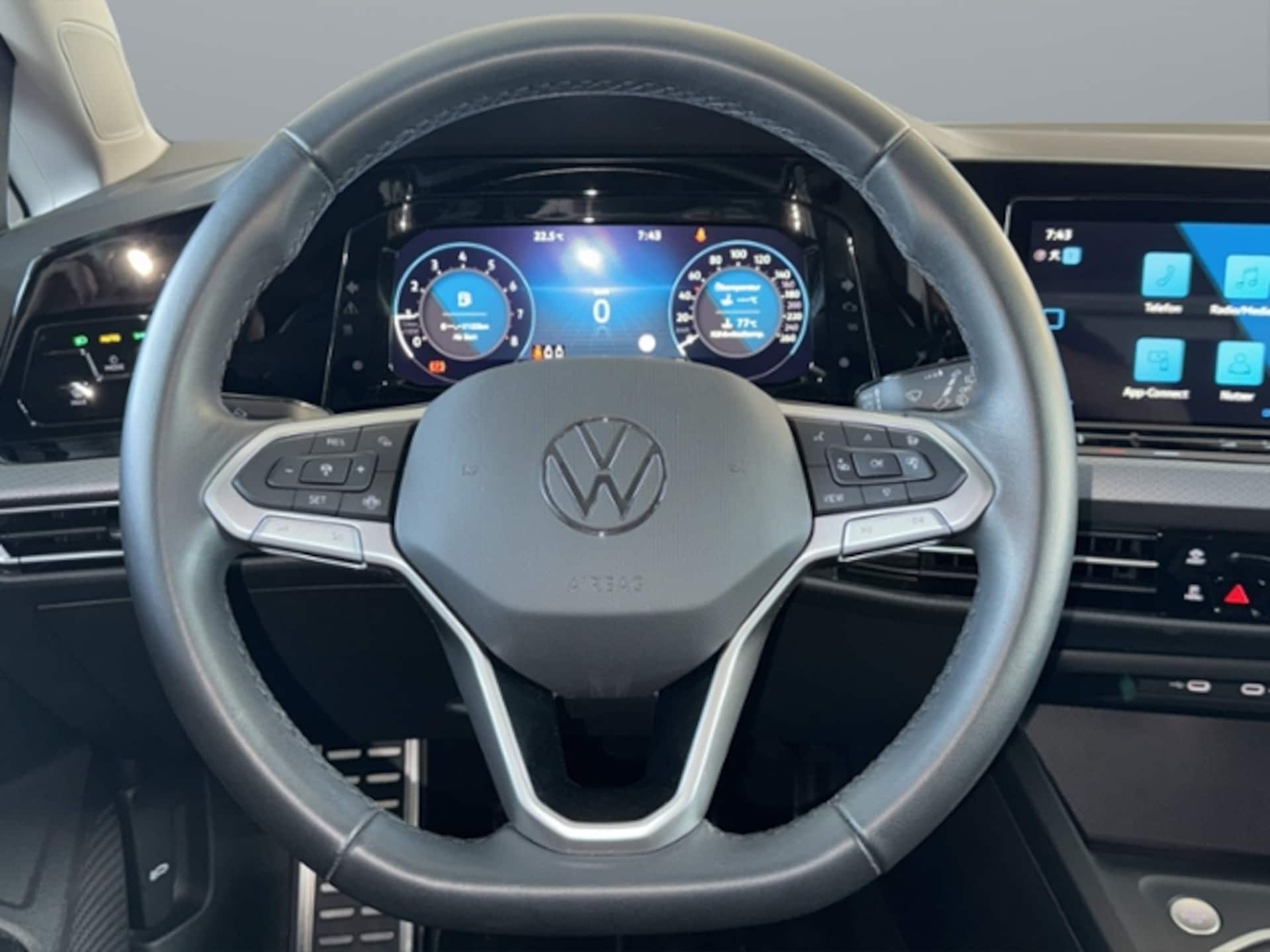 Volkswagen Golf Active