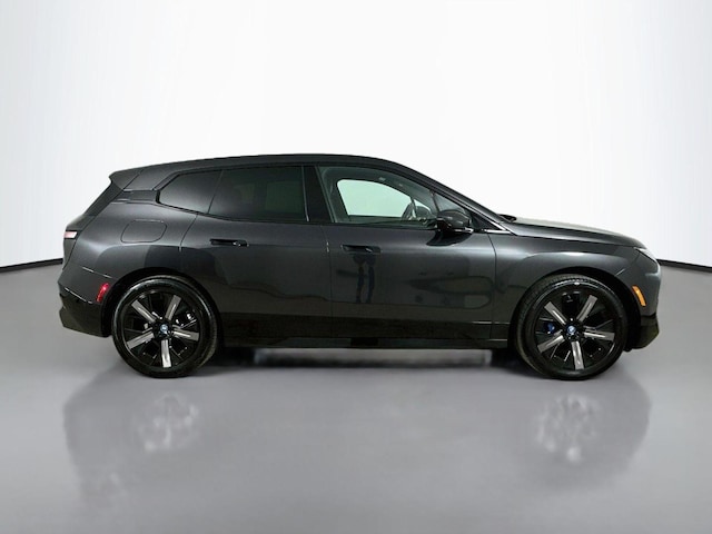 2024 BMW iX