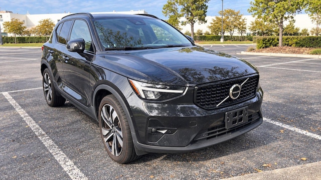 2023 Volvo XC40