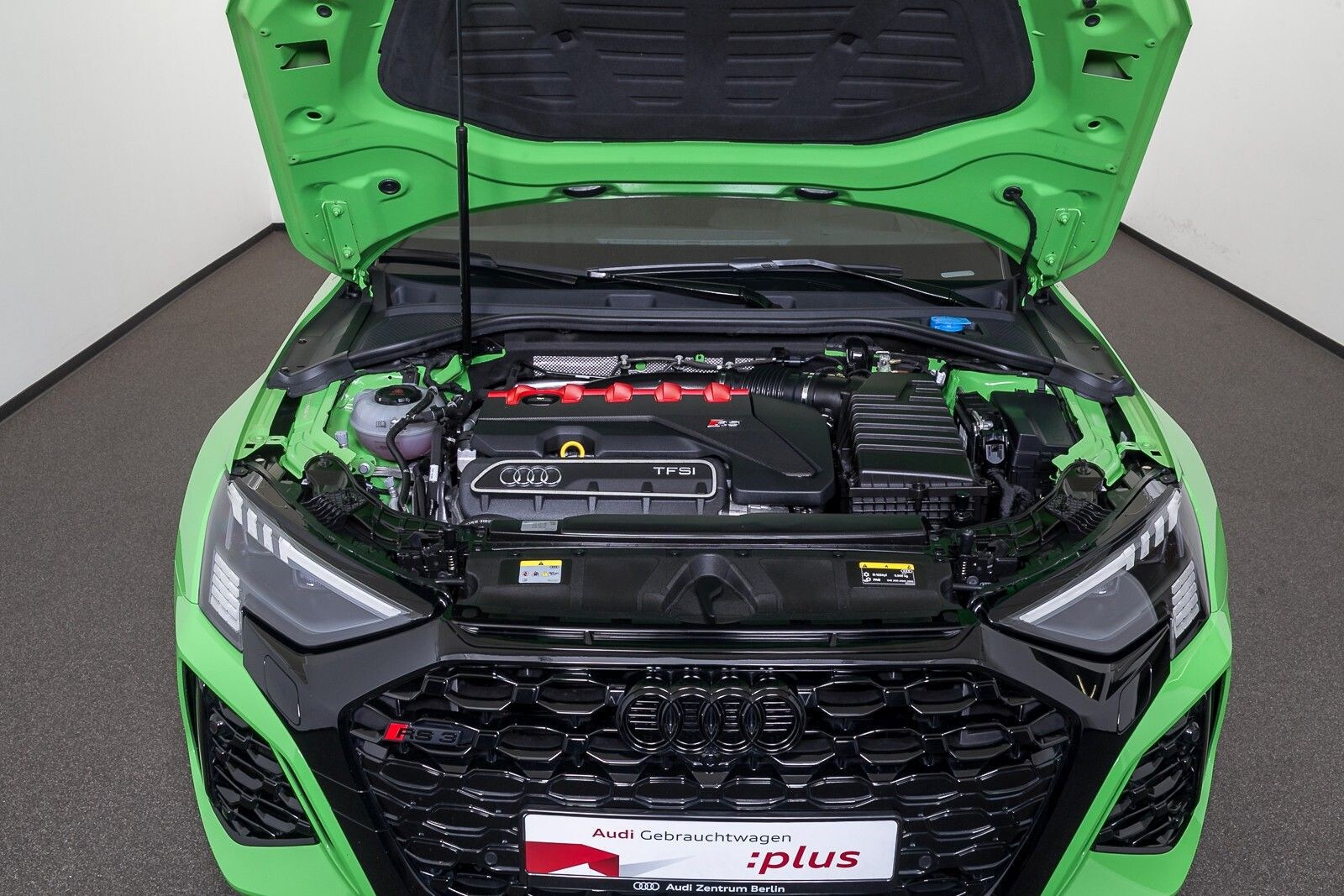 Image about Audi RS 3 Limousine TFSI quattro S tronic