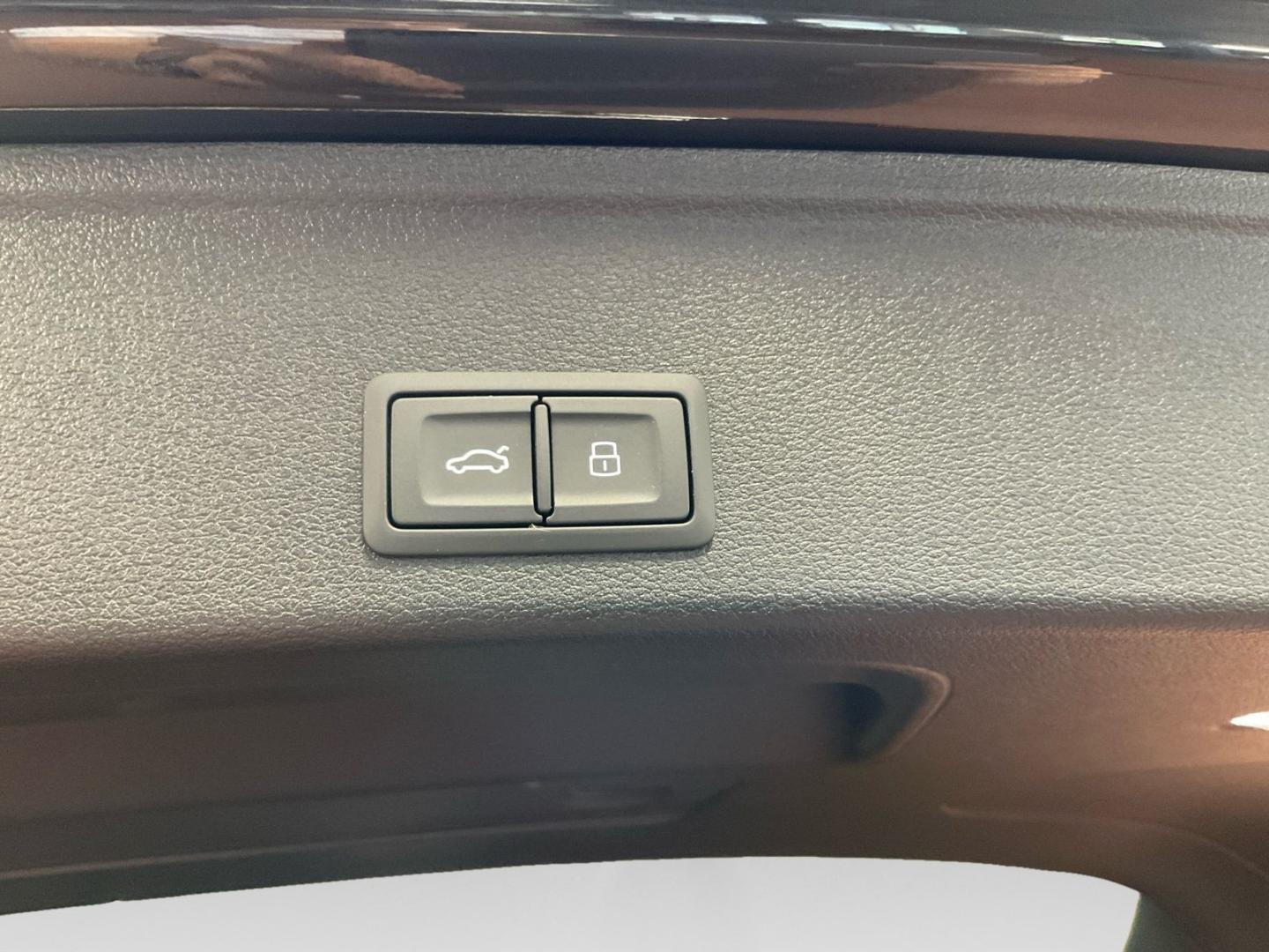 Image about Audi A4 Avant S line 45 TFSI quattro S tronic