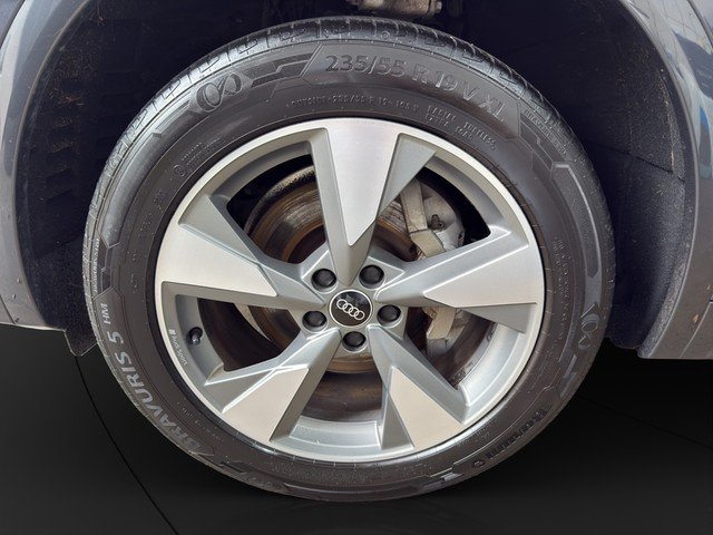 Image about Audi Q5 40 TDI quattro S tronic