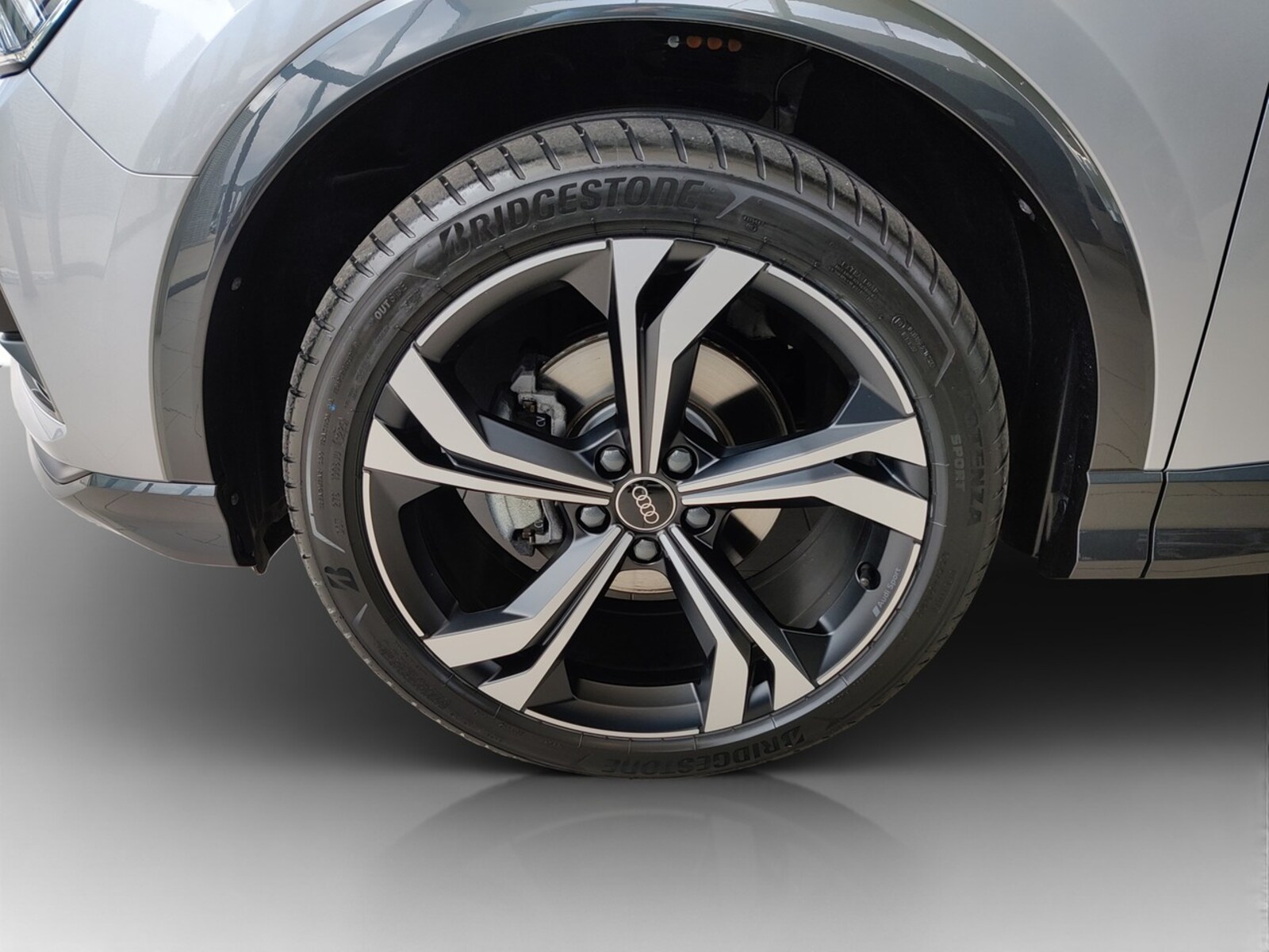 Audi Q3 – Bild 9