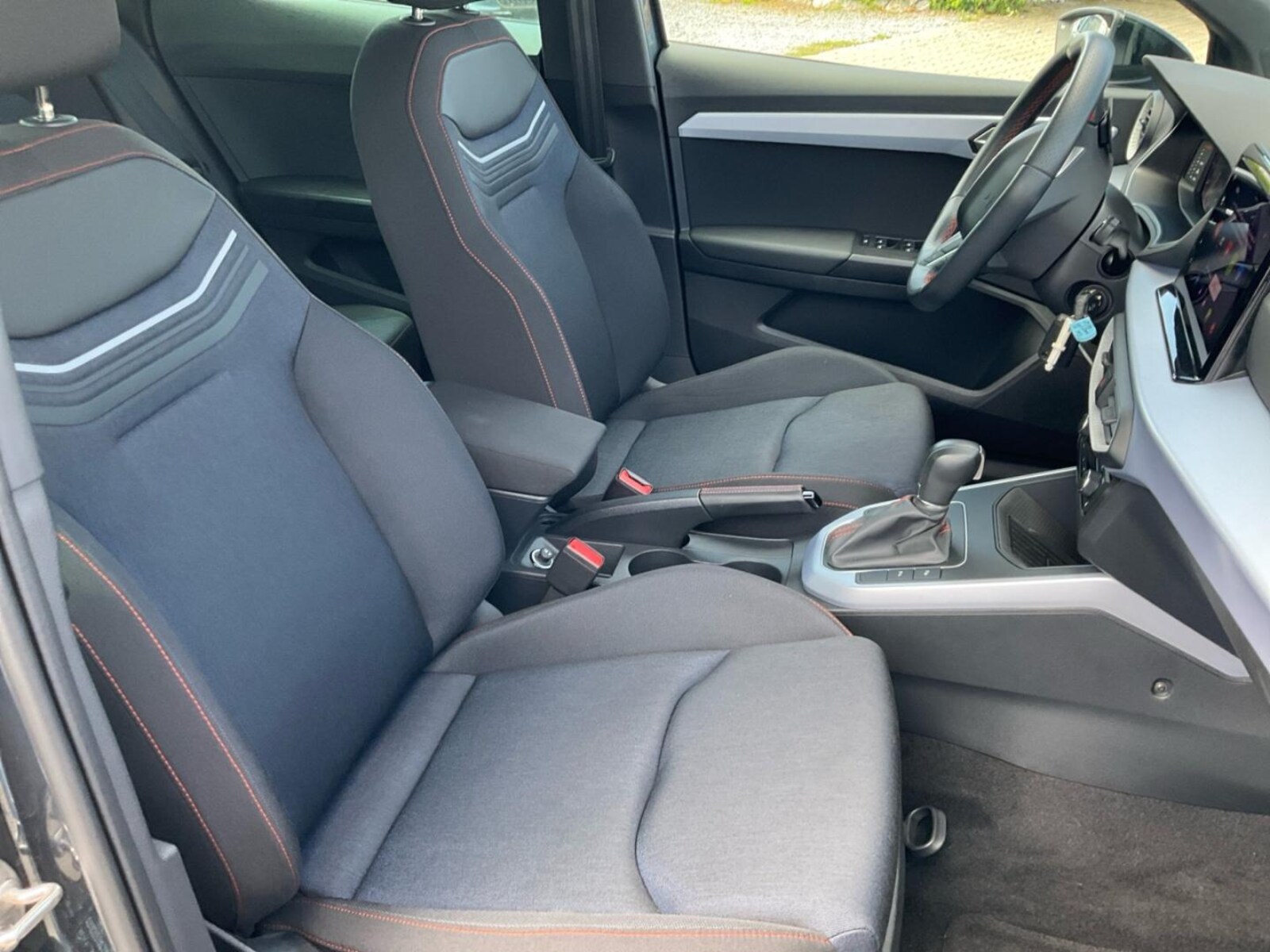 SEAT Arona – Bild 11