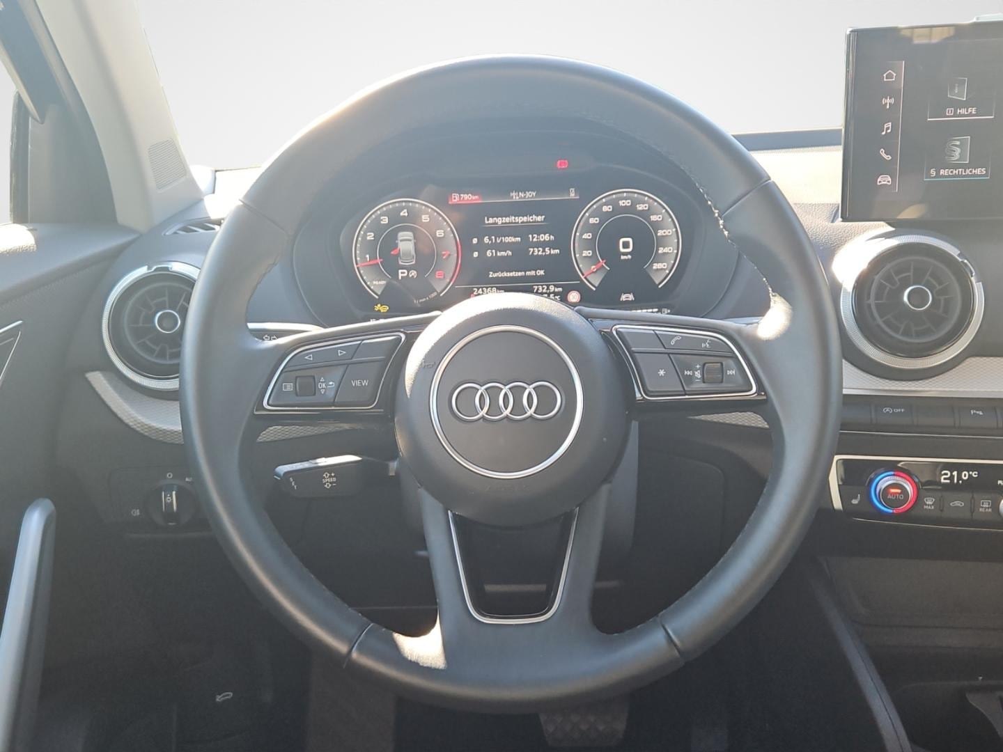 Bild über Audi Q2 advanced 35 TFSI S tronic - für weitere Informationen kontaktieren Sie den Audi Partner