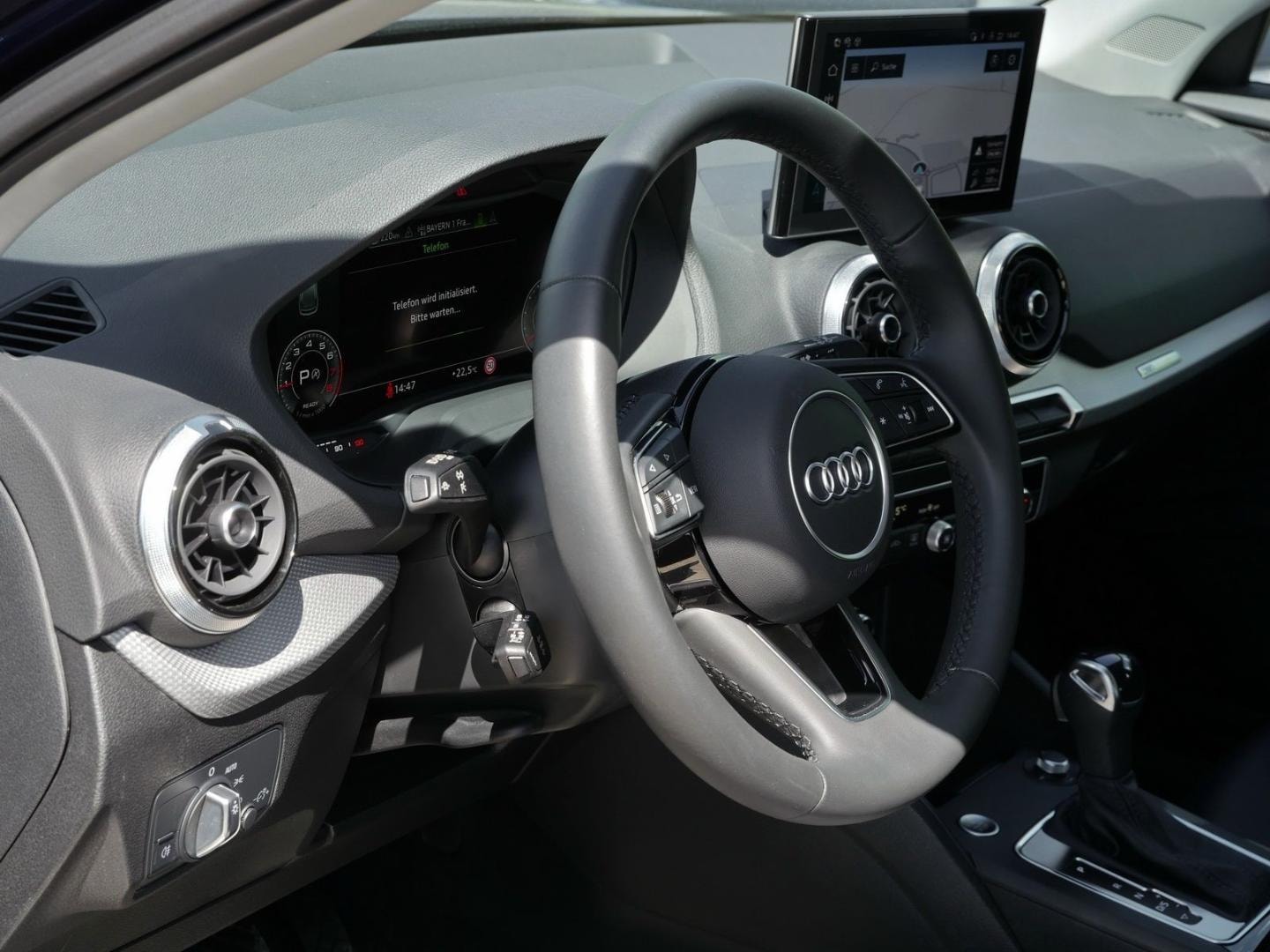 Bild über Audi Q2 S line 35 TFSI S tronic - für weitere Informationen kontaktieren Sie den Audi Partner