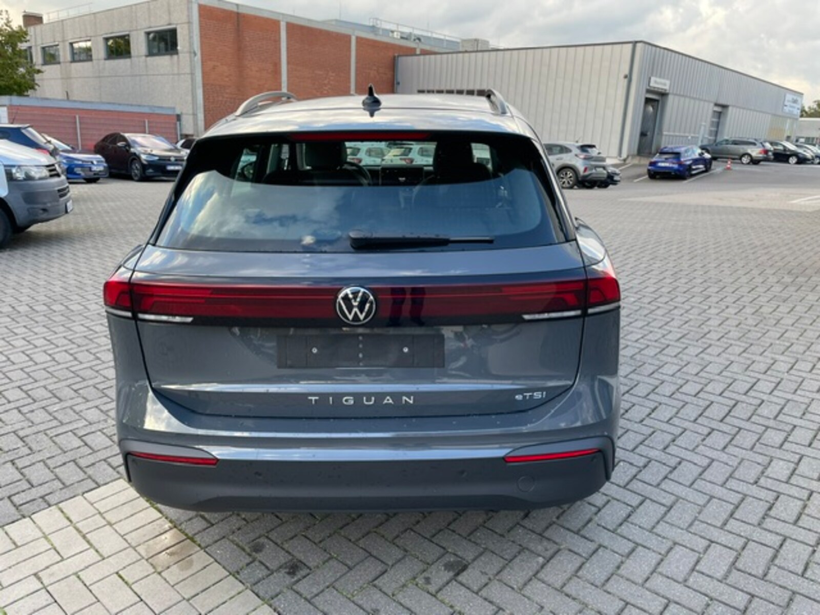 Volkswagen Tiguan – Bild 6