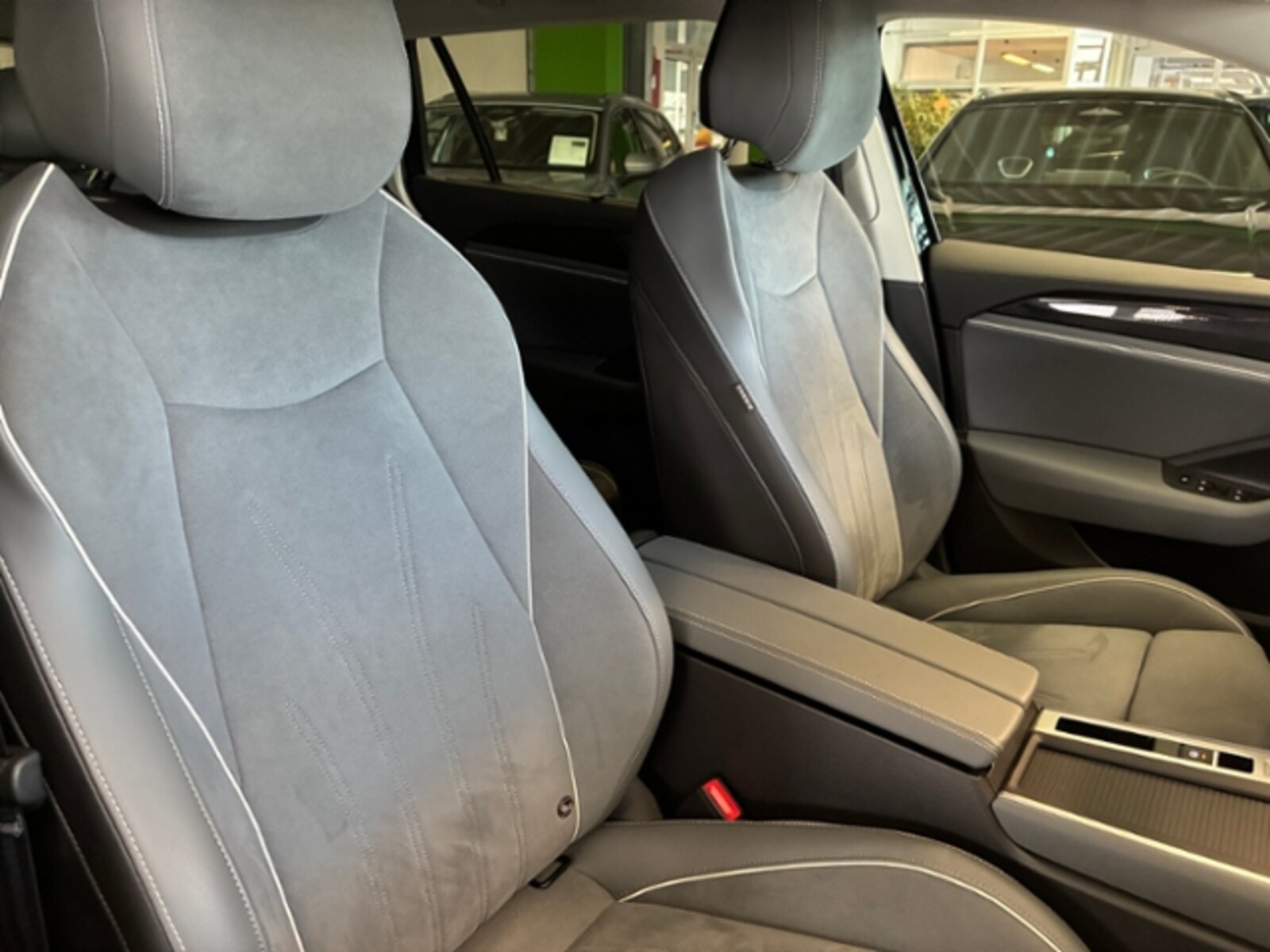 Volkswagen Passat – Bild 8