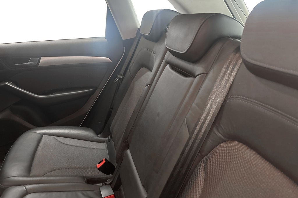 Bild som visar Audi Q5 Q5 2.0 TDI quattro 190 hk S tronic - för mer information kontakta din Audi Partner