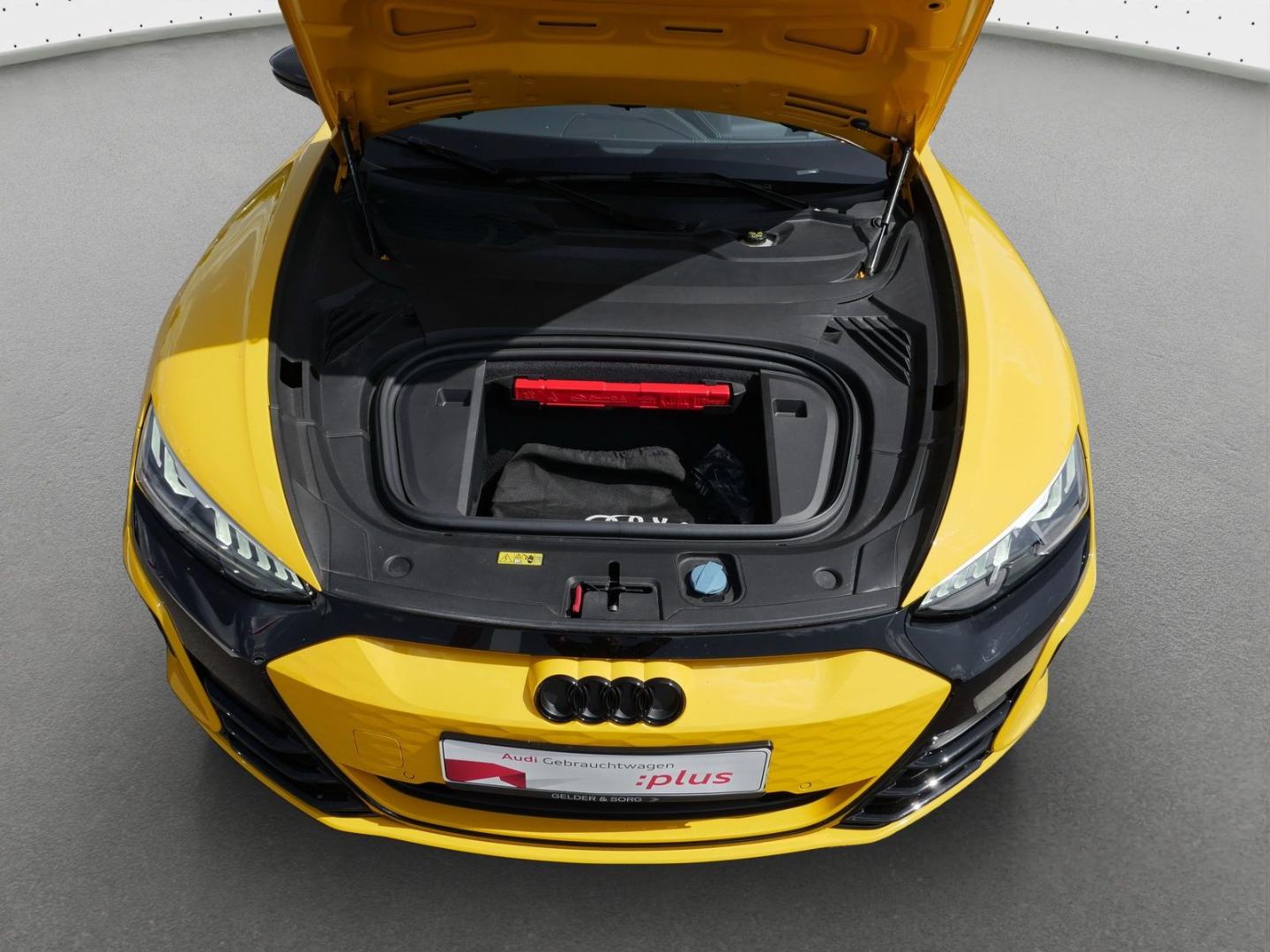 Image about Audi RS e-tron GT e-tron quattro