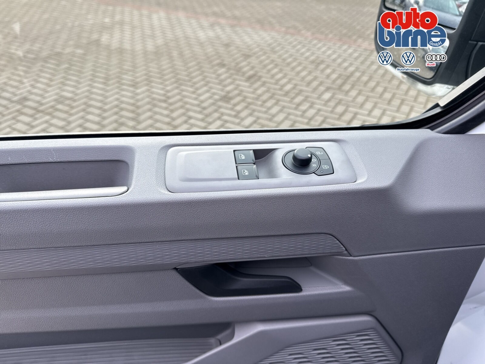 Volkswagen Transporter Kasten kurzer Radstand – Bild 12