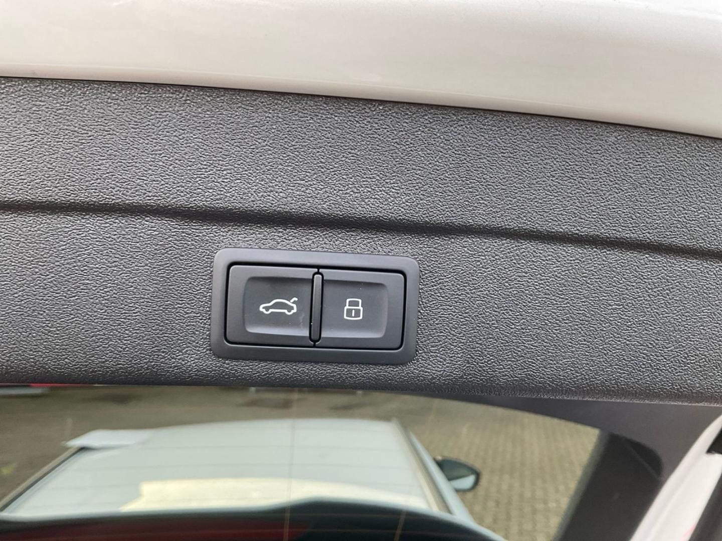 Bild über Audi A5 Avant TFSI 150 kW S tronic - für weitere Informationen kontaktieren Sie den Audi Partner