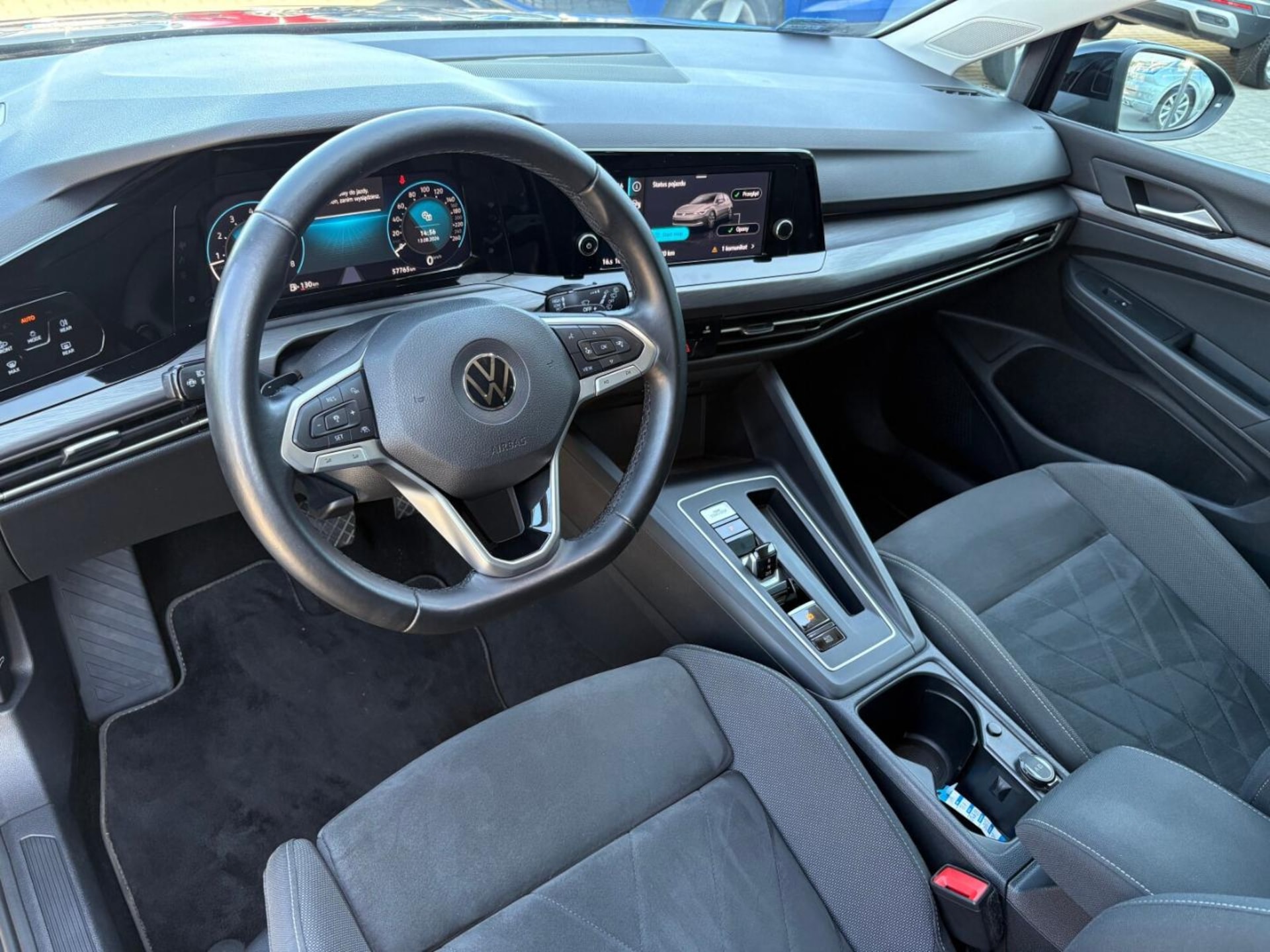 Volkswagen Golf Style
