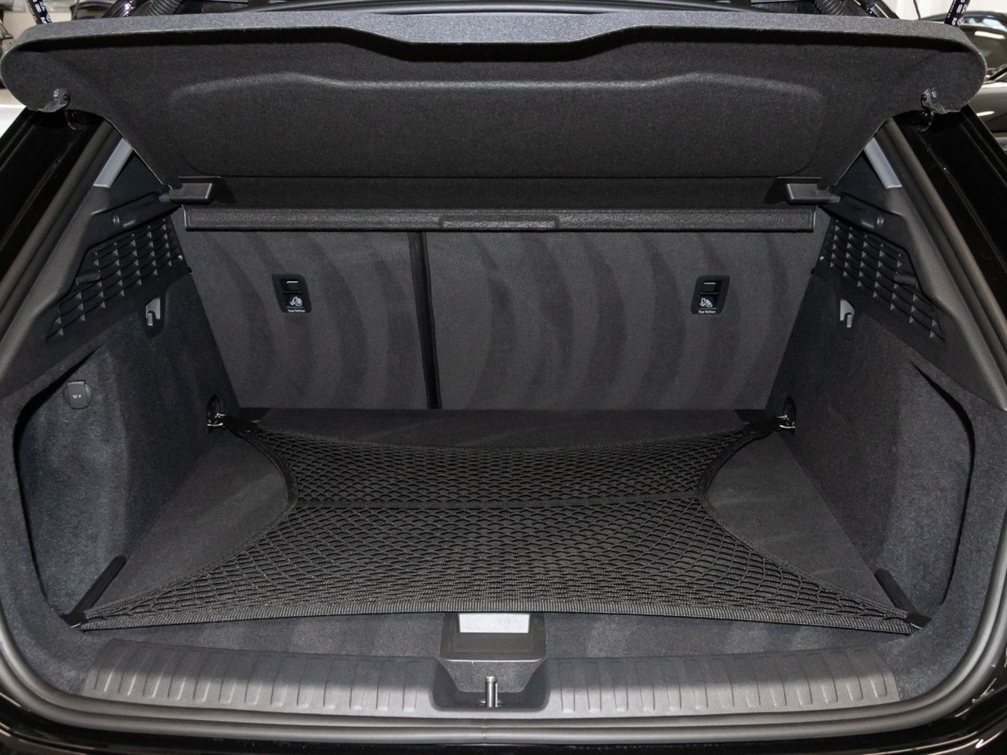 Bild über Audi A3 Sportback advanced 35 TDI S tronic - für weitere Informationen kontaktieren Sie den Audi Partner