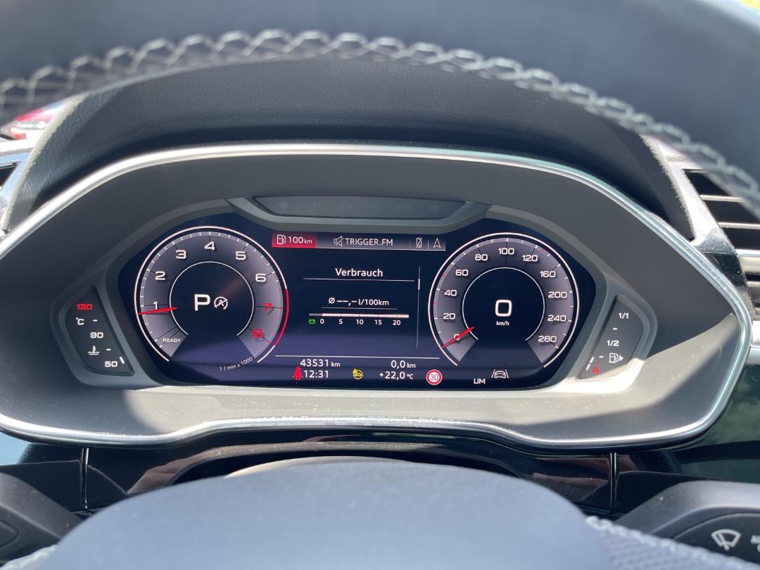 Image about Audi Q3 45 TFSI quattro S tronic