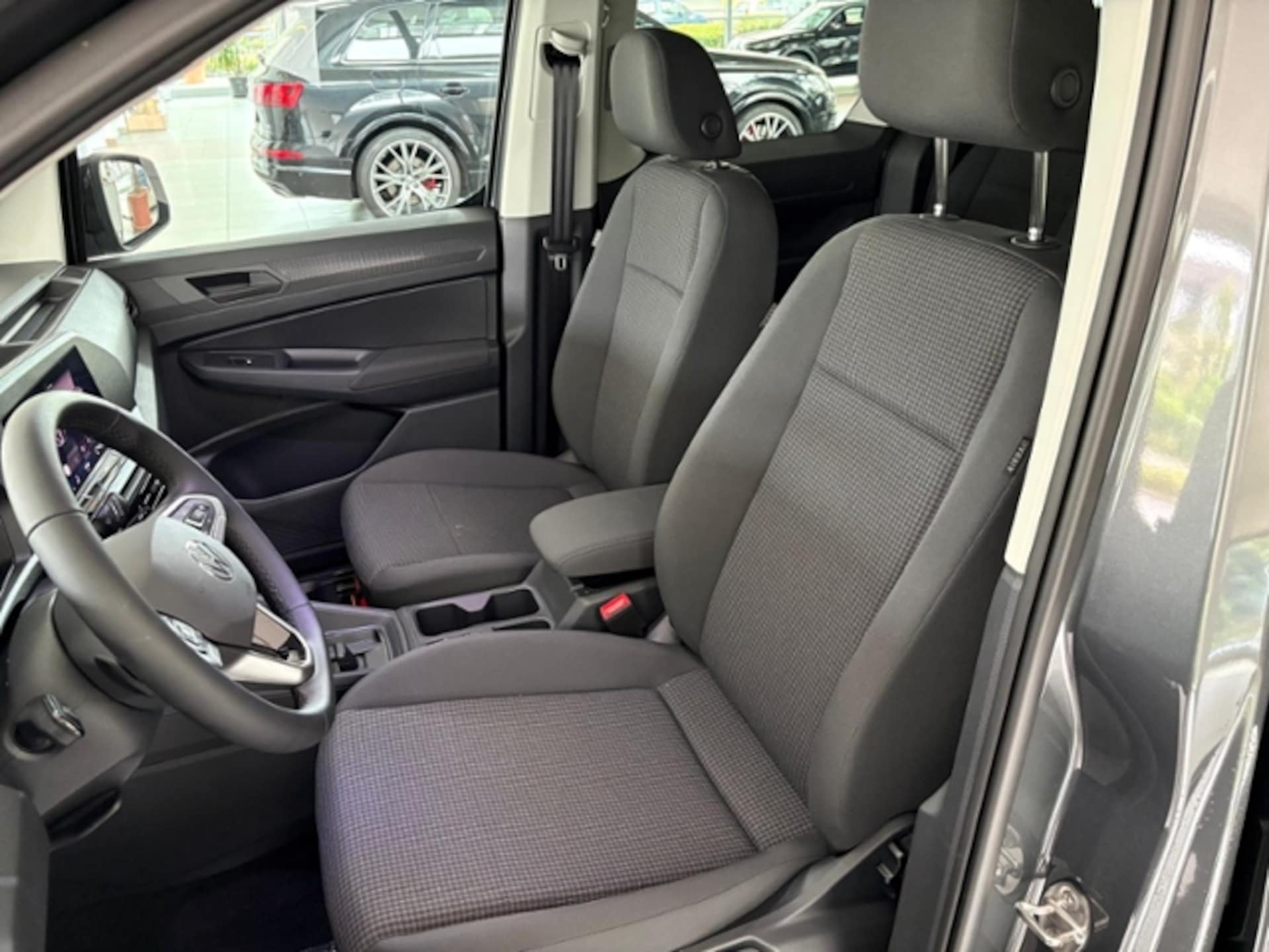 Volkswagen Caddy Basis-Modell