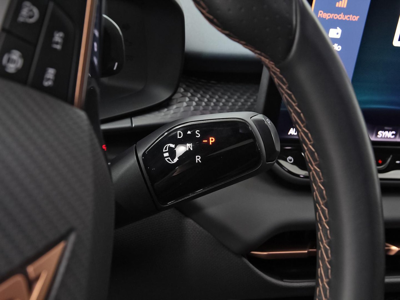 CUPRA Terramar 1.5 TSI e-Hybrid DSG 150 kW (204 CV) — photo 20