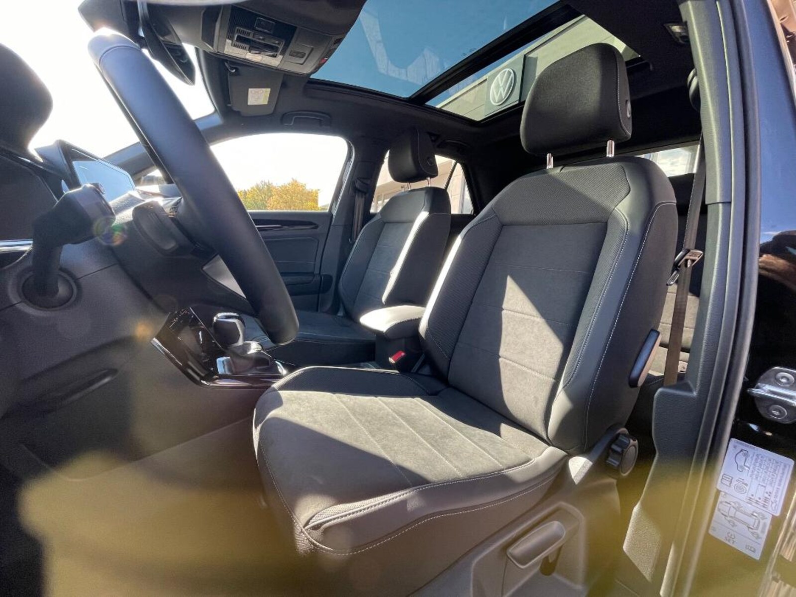 Volkswagen T-Roc – Bild 12