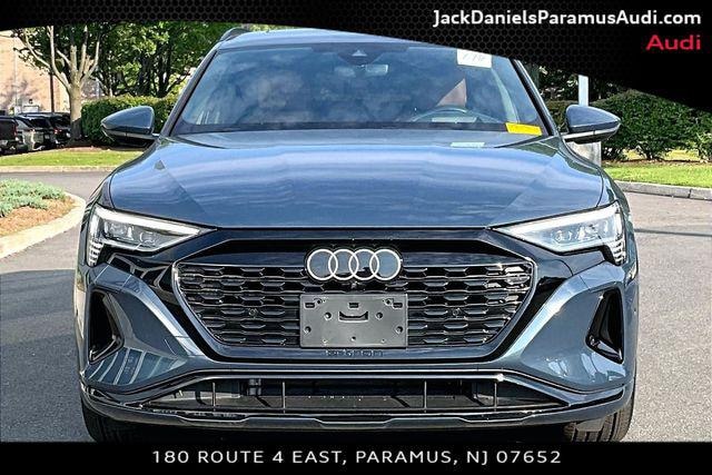 2024 Audi Q8 e-tron