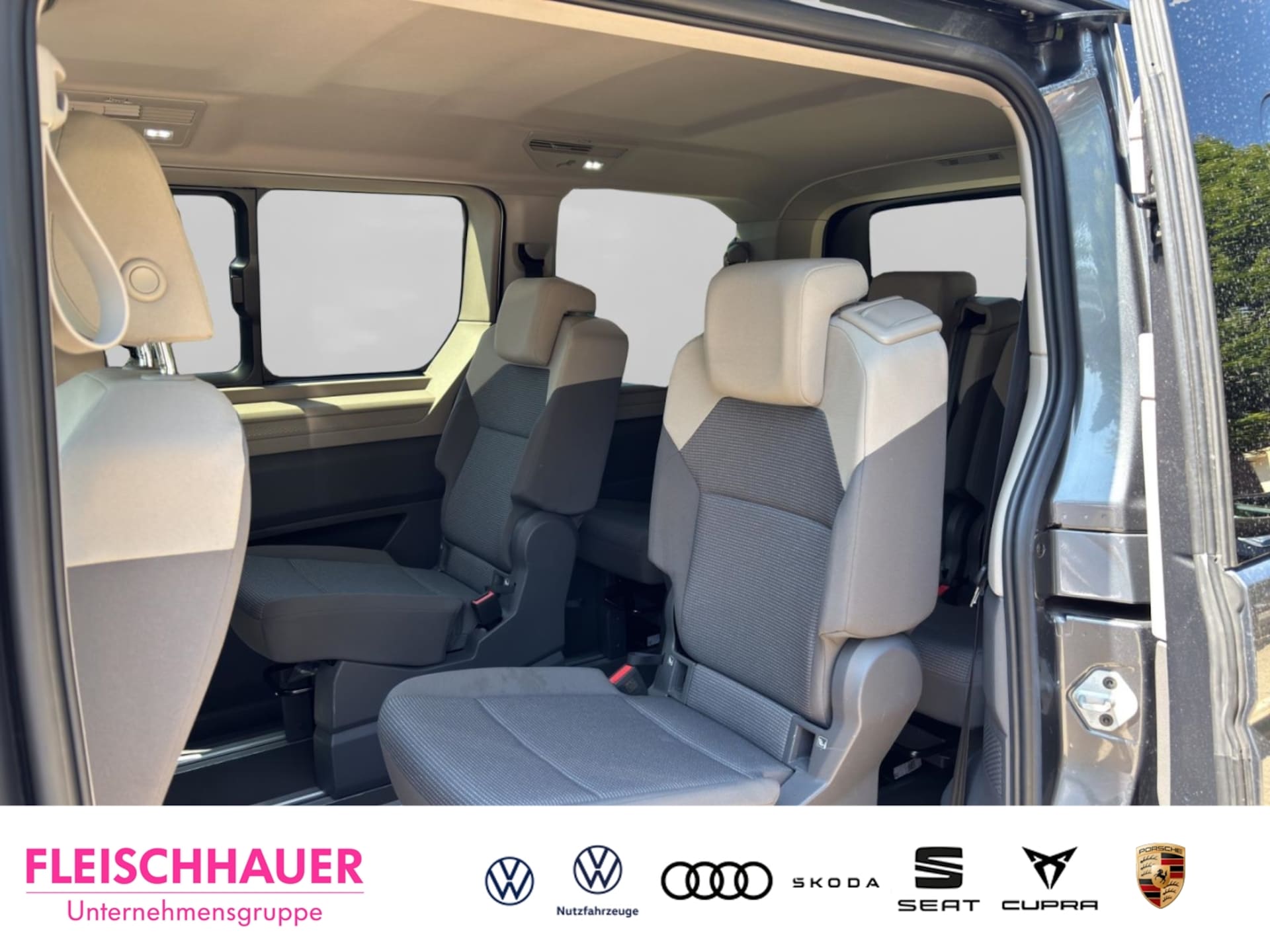 Volkswagen Multivan Basis-Modell