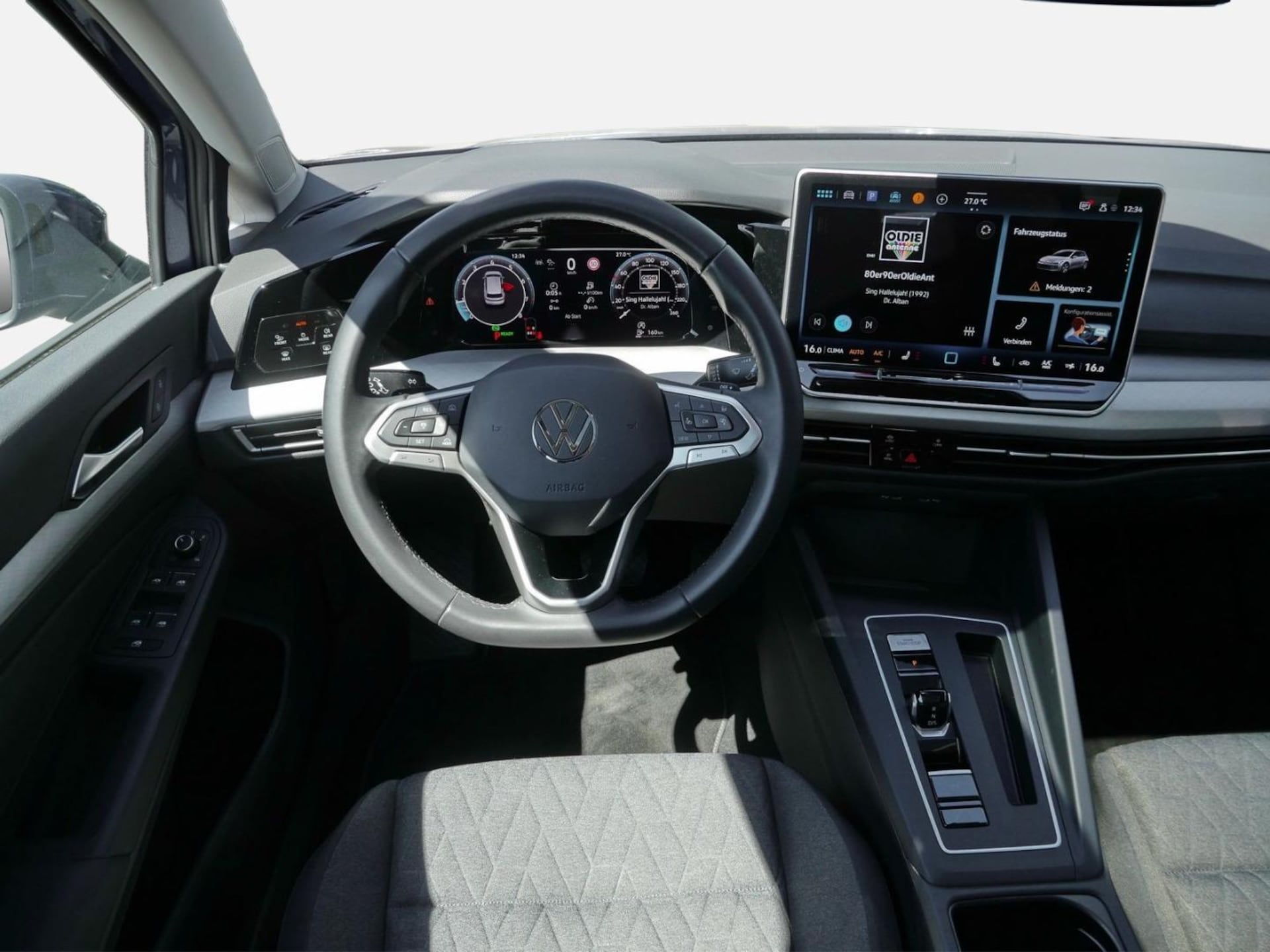 Volkswagen Golf Life