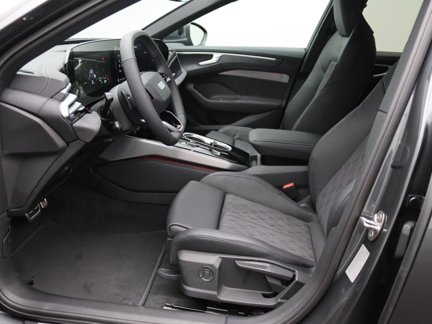Bild über Audi A6 Avant TDI 150 kW S tronic - für weitere Informationen kontaktieren Sie den Audi Partner