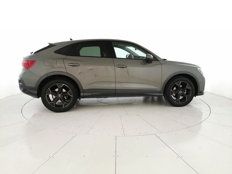 Image about Audi Q3 Sportback Business Plus 35 TFSI 110 kW (150 CV) 6-marce