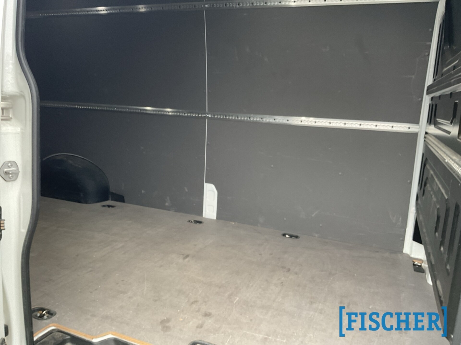 Volkswagen Crafter Kasten langer Radstand