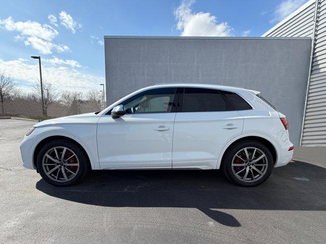 2025 Audi SQ5 Premium Plus - Photo 2