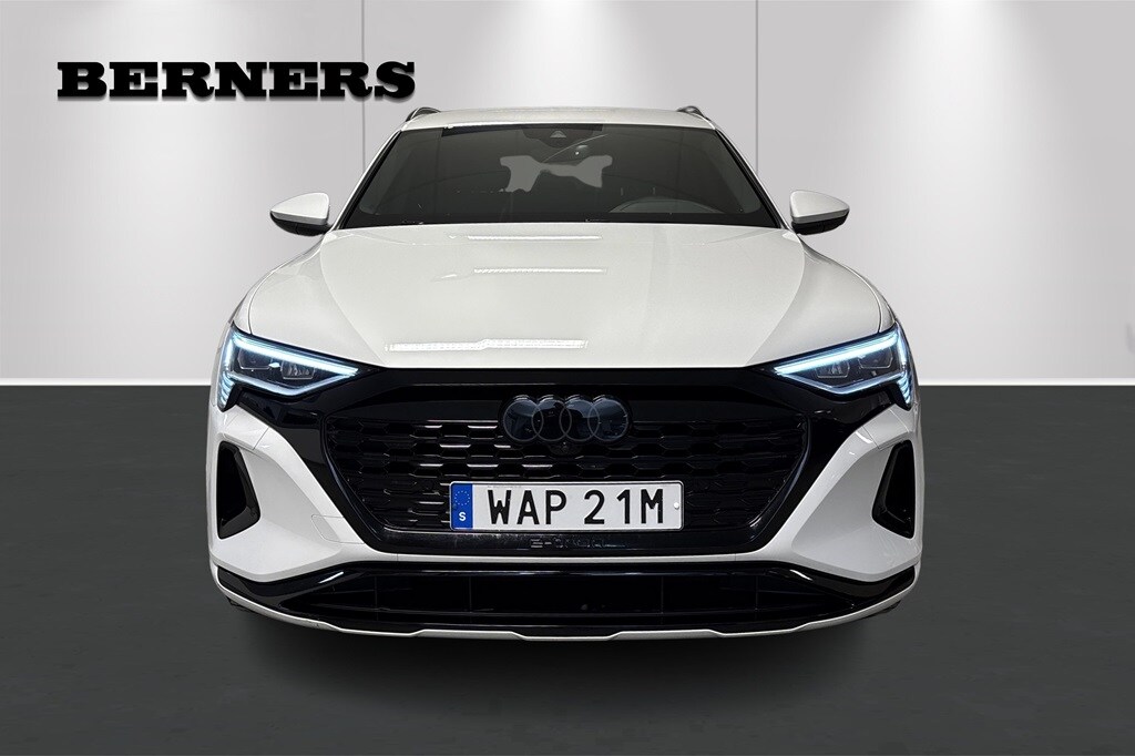 Bild som visar&nbsp;Audi Q8 e-tron&nbsp;Q8 50 e-tron quattro Proline 250,00 kW - för mer information kontakta din Audi Partner