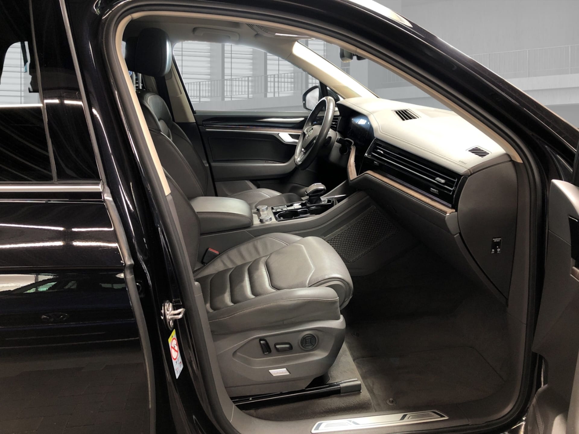 Volkswagen Touareg Basis-Modell