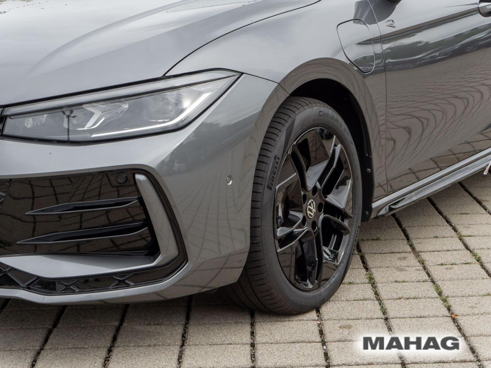 Volkswagen Passat – Bild 8