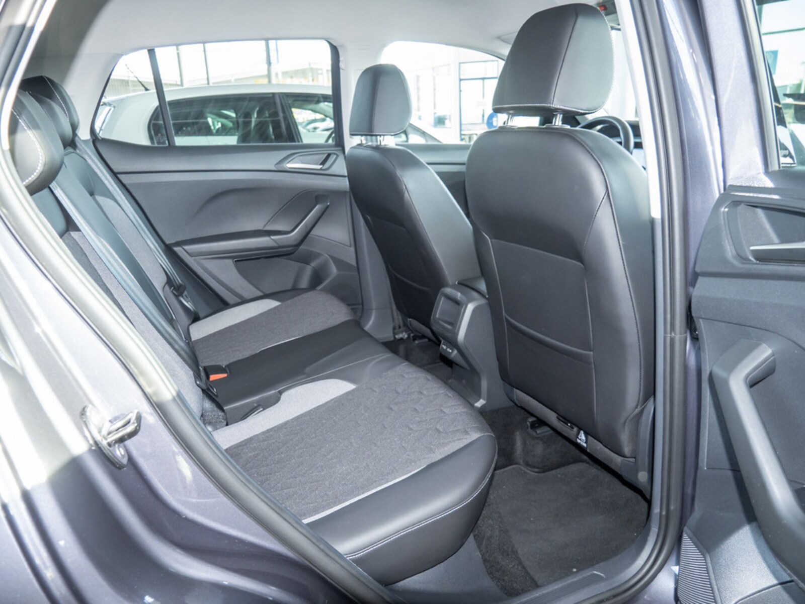 Volkswagen T-Cross – Bild 7