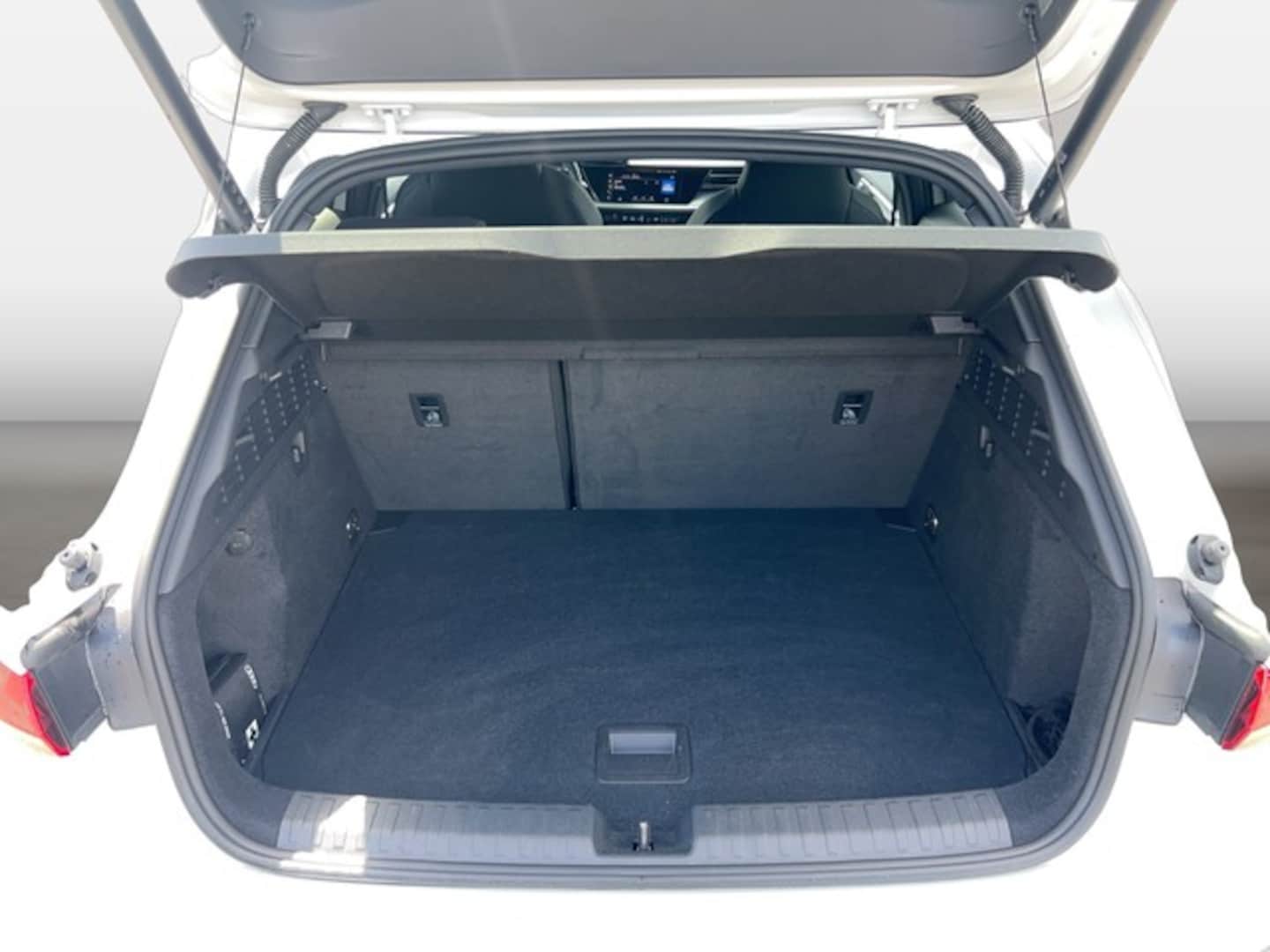 Bild über Audi A3 Sportback S line 35 TDI S tronic - für weitere Informationen kontaktieren Sie den Audi Partner