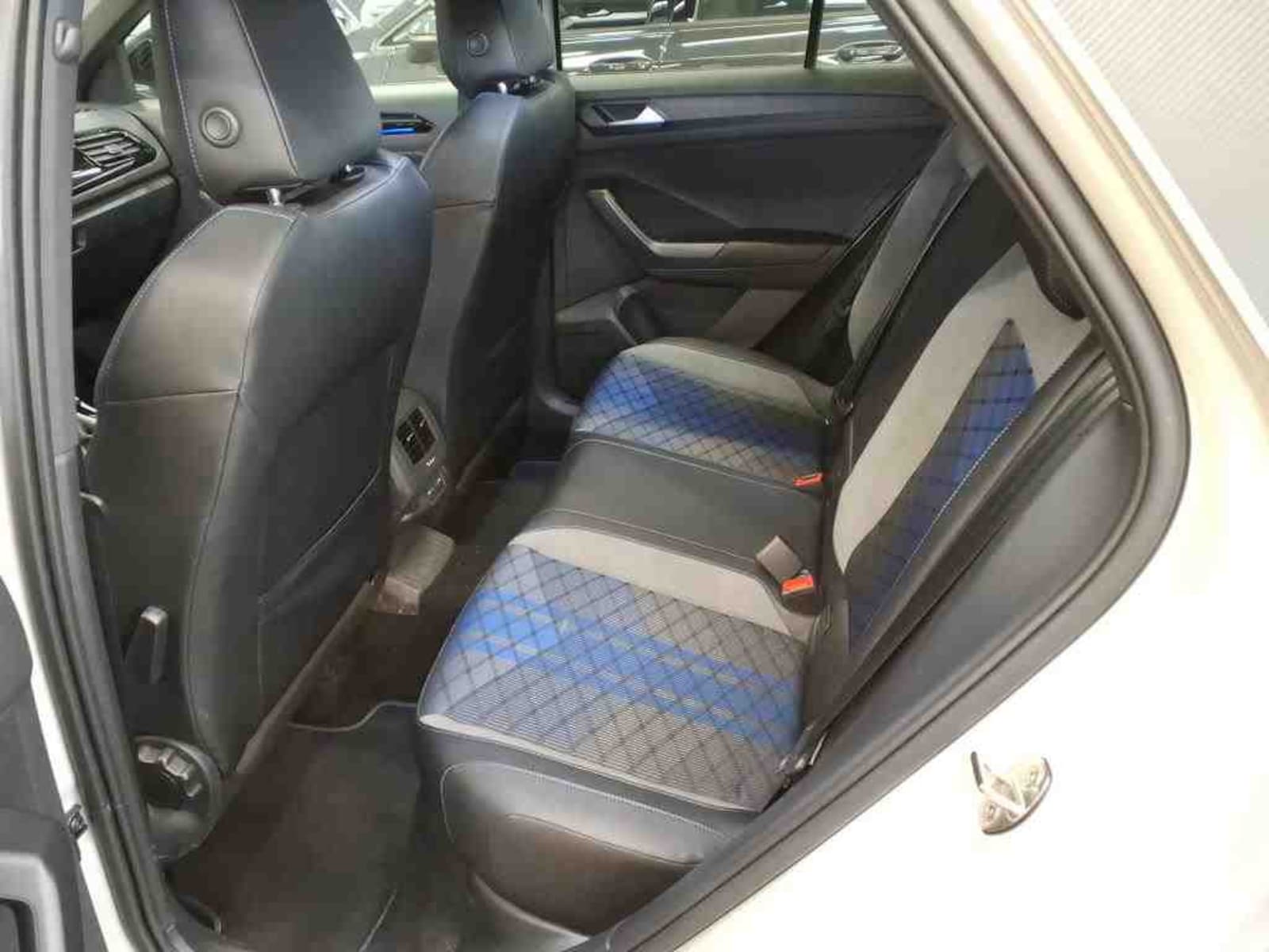 Volkswagen T-Roc – Bild 10