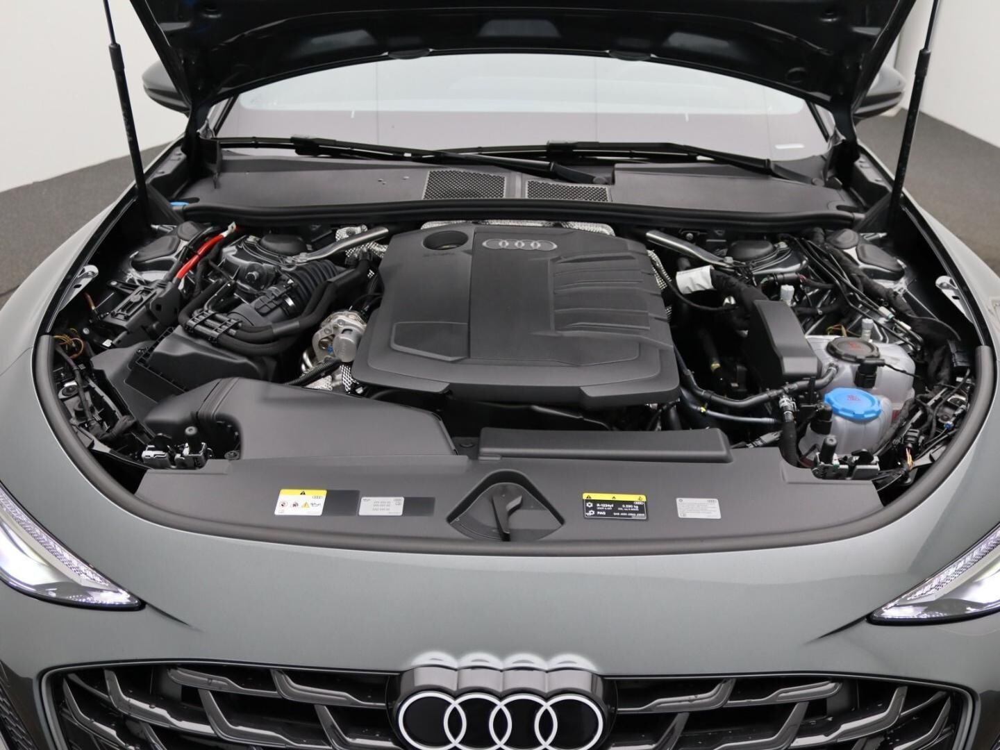 Bild über Audi A6 Avant TDI 150 kW S tronic - für weitere Informationen kontaktieren Sie den Audi Partner