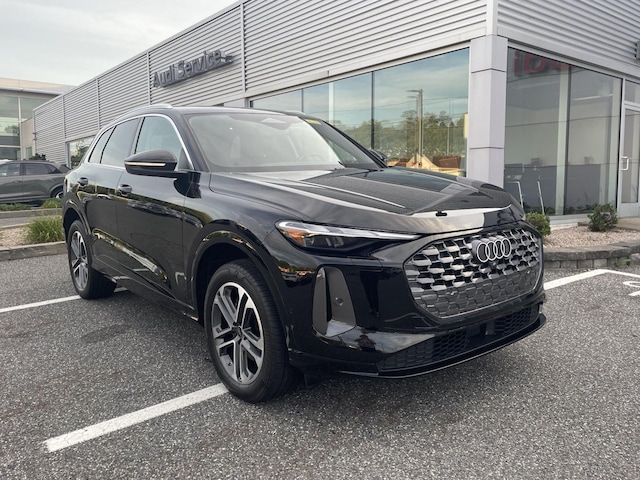 Photo of 2025 Audi Q5