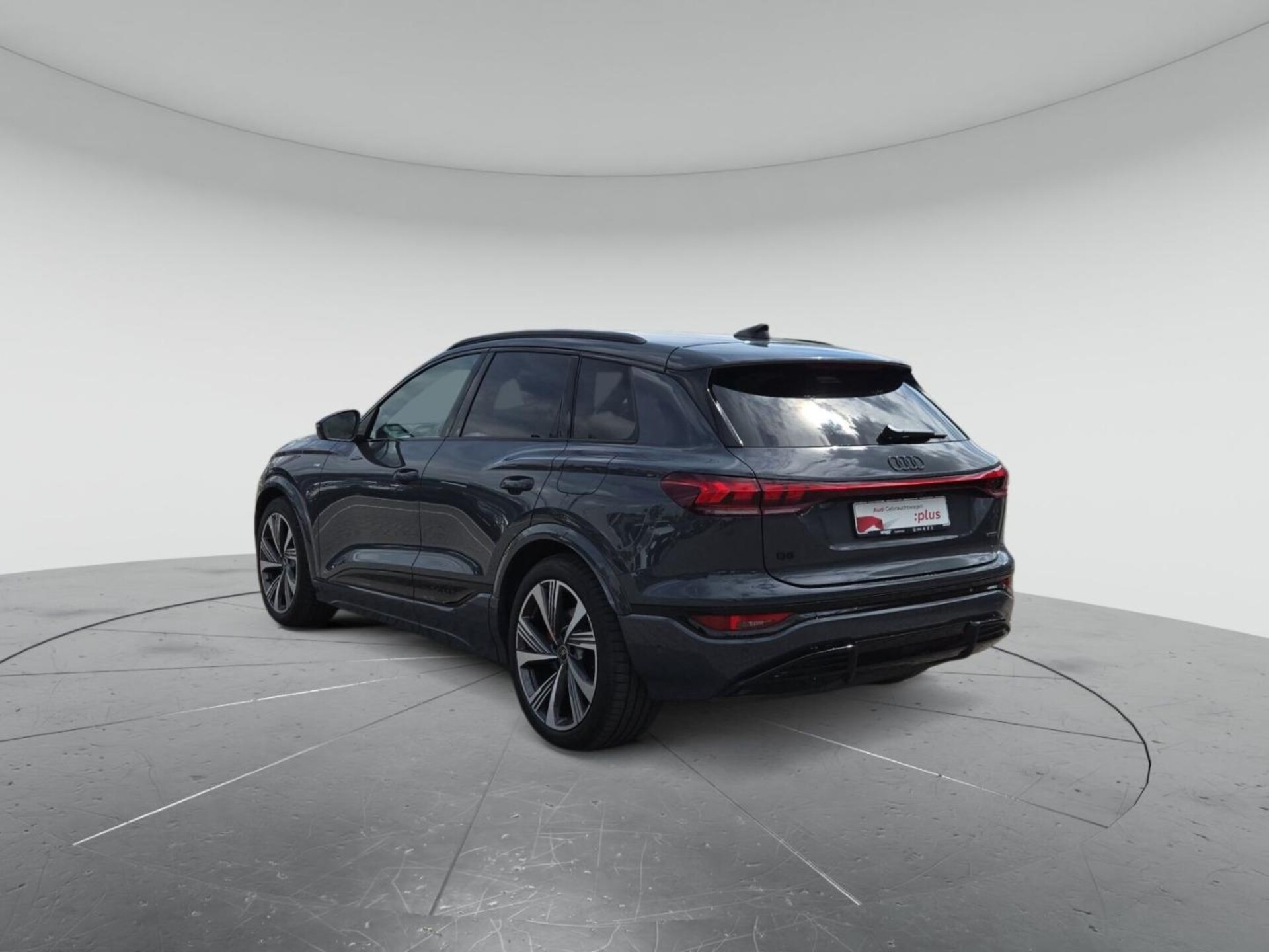 Audi Q6 SUV e-tron