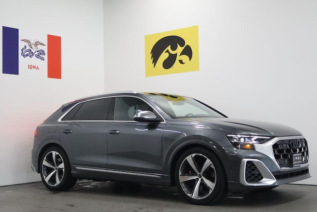Photo of 2024 Audi SQ8