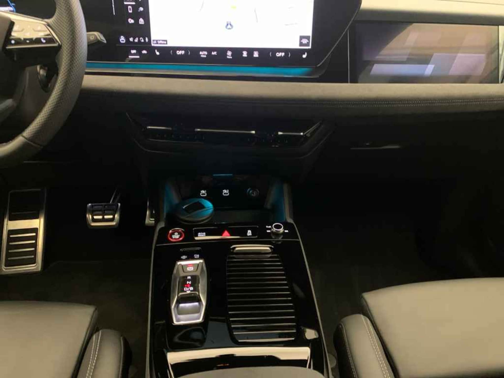Audi SQ6 SUV e-tron