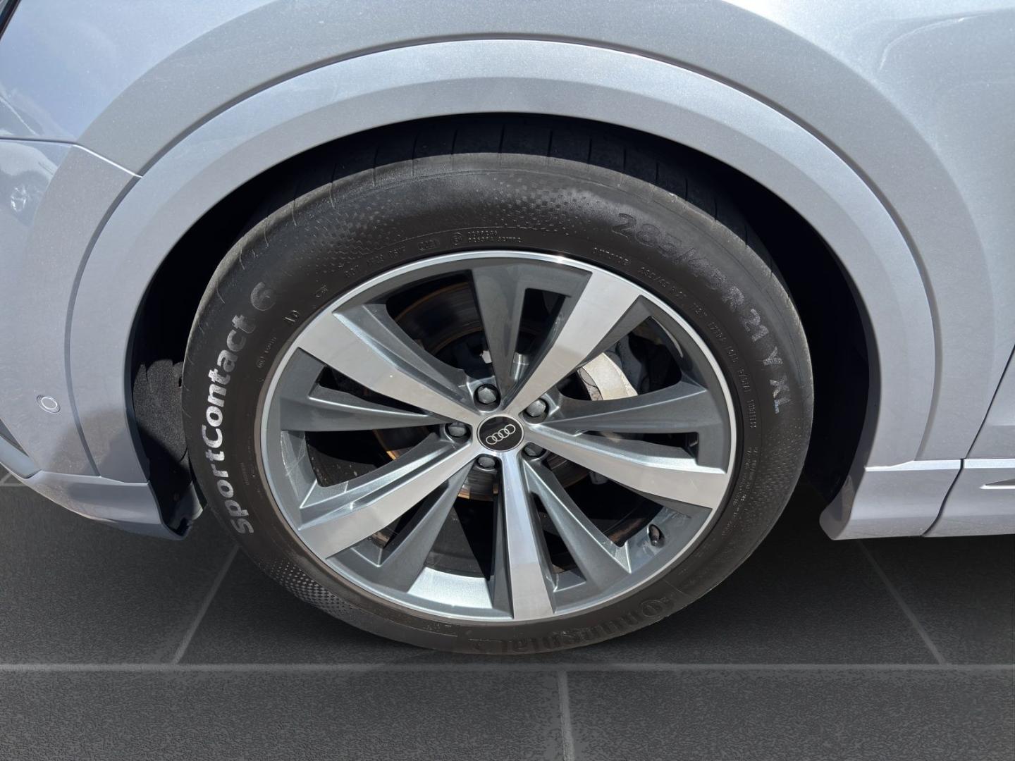 Image about Audi Q8 55 TFSI quattro tiptronic