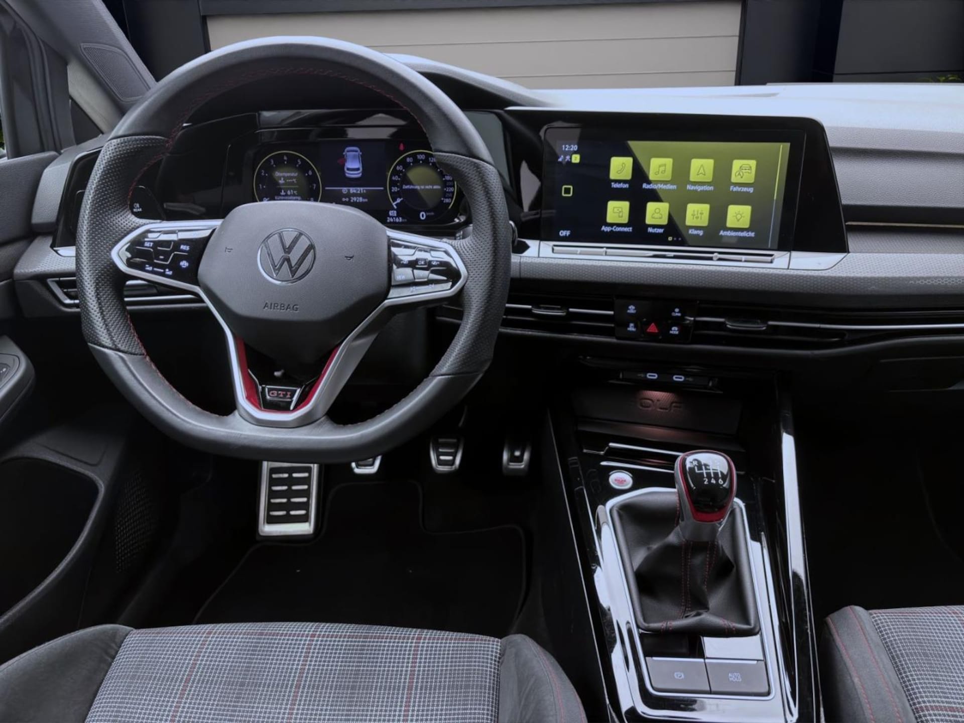 Volkswagen Golf GTI