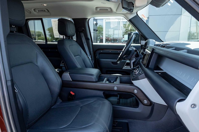 2023 Land Rover Defender