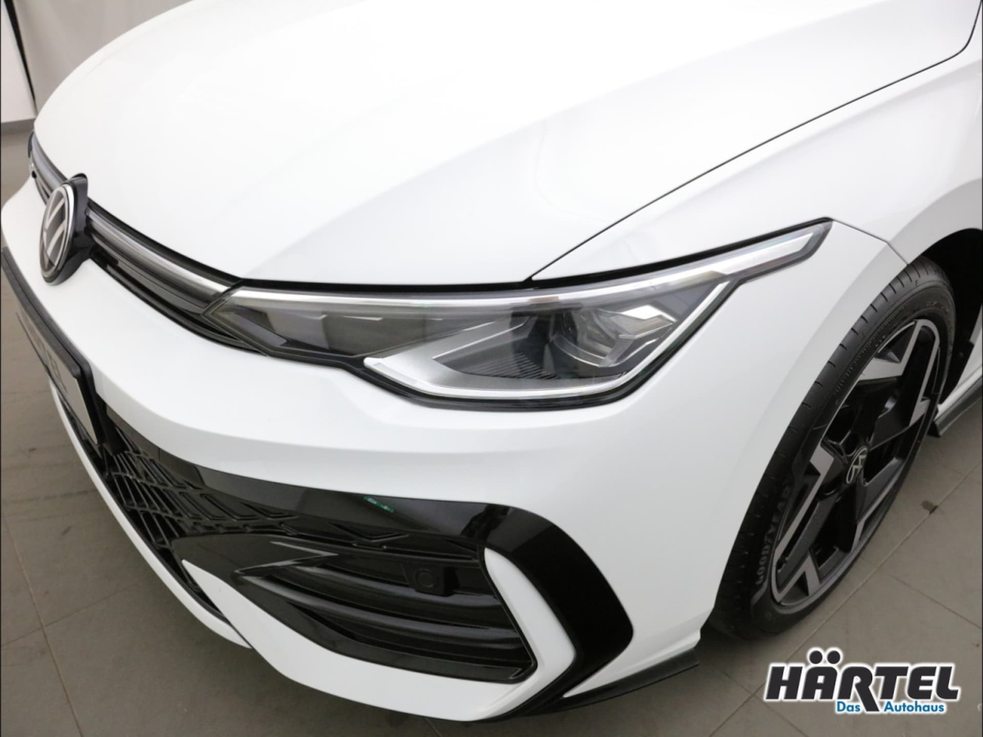 Volkswagen Golf R-Line