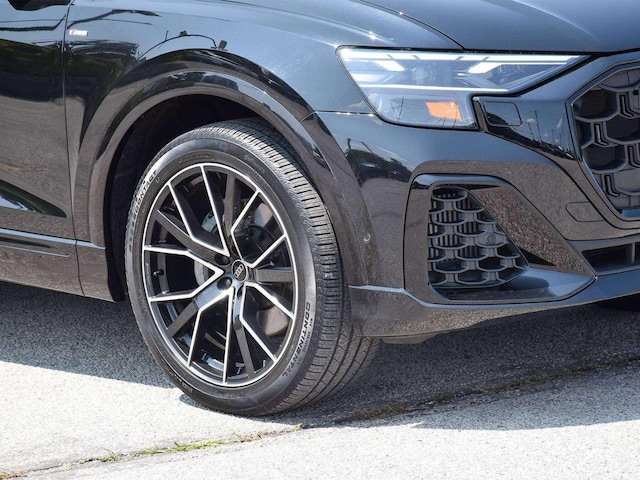 2025 Audi Q8