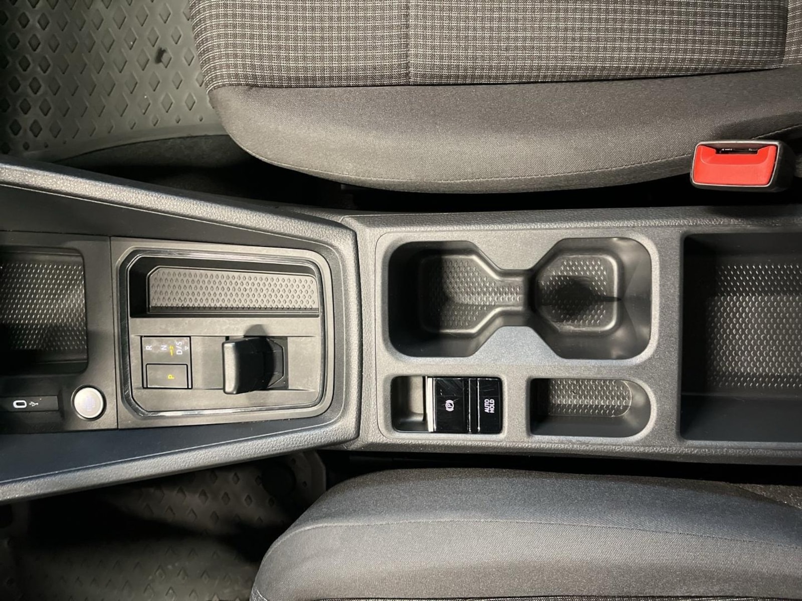 Volkswagen Caddy Cargo – Bild 15