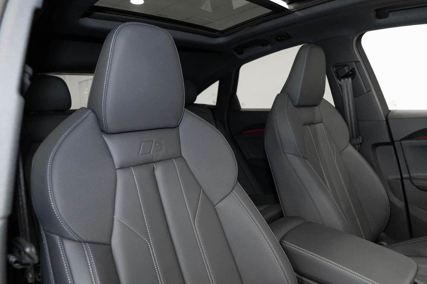 Image about Audi Q5 Sportback e-hybrid quattro S tronic