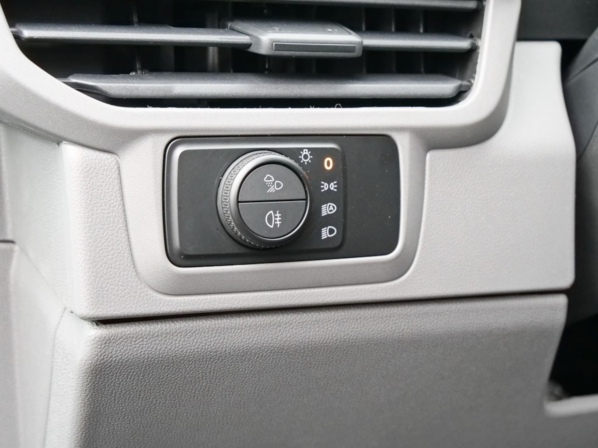 Volkswagen Transporter Kasten kurzer Radstand