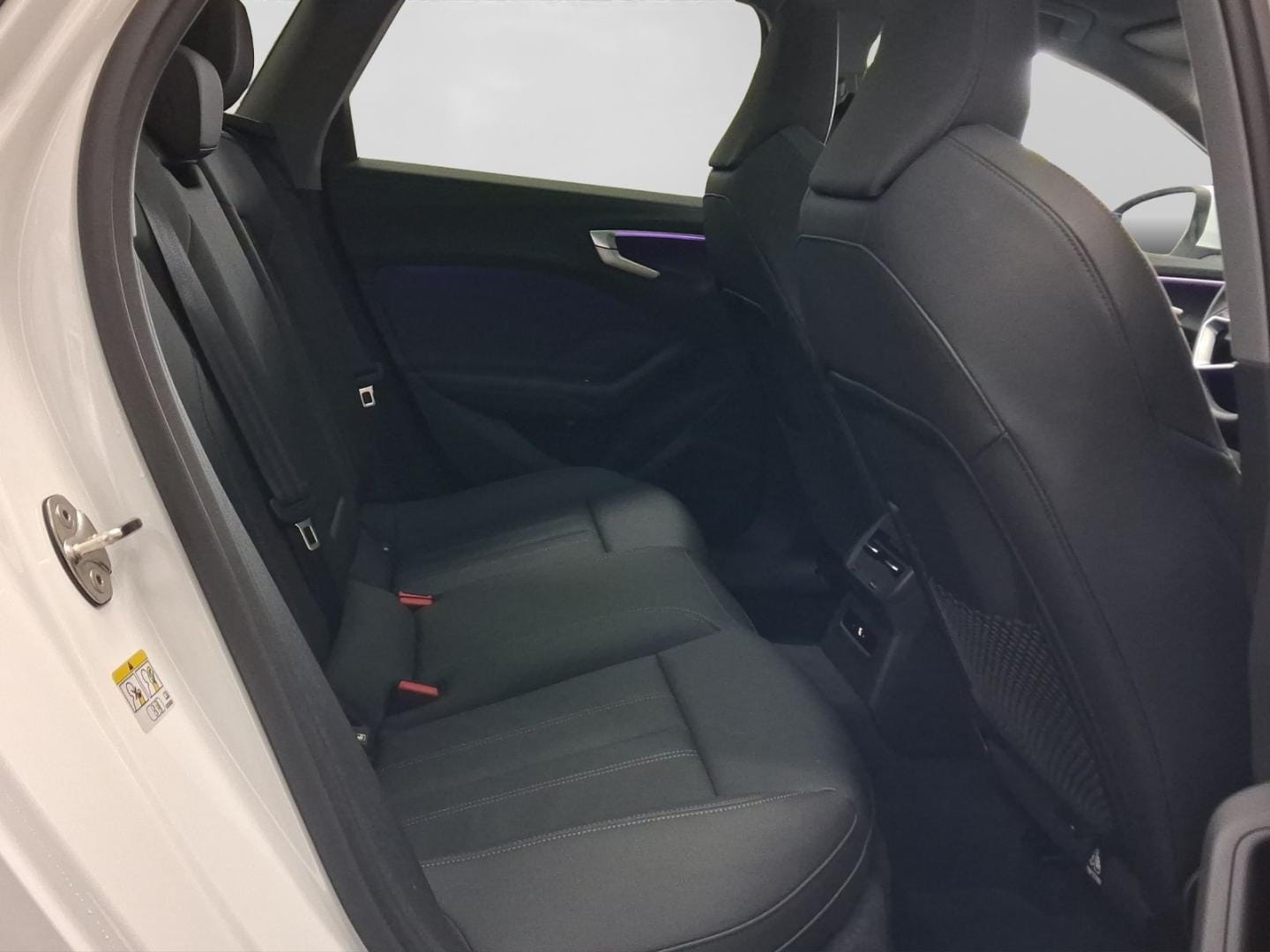 Bild über Audi A5 Avant TDI quattro 150 kW S tronic - für weitere Informationen kontaktieren Sie den Audi Partner